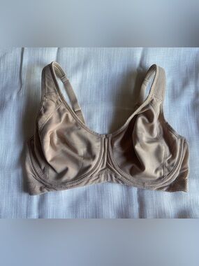 Title Nine Sports Cuz She Says So Underwire Sports Bra 36DD beige high support